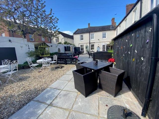 The Ilchester Arms Hotel, Ilchester Somerset Exterior foto